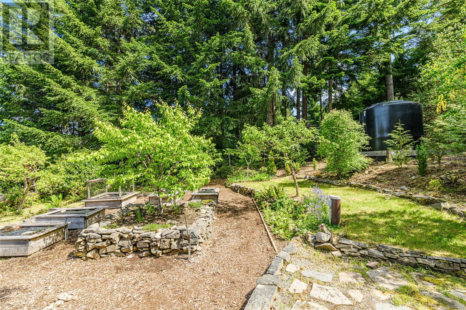 200 Wilkie Way, Salt Spring, British Columbia  V8K 2J4 - Photo 71 - 1000369