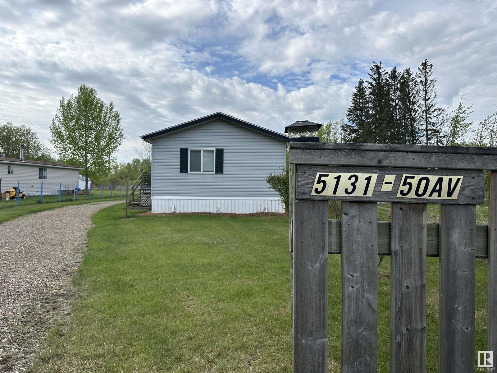 5131 50 Av, Warspite, Alberta  T0A 3N0 - Photo 2 - E4421896