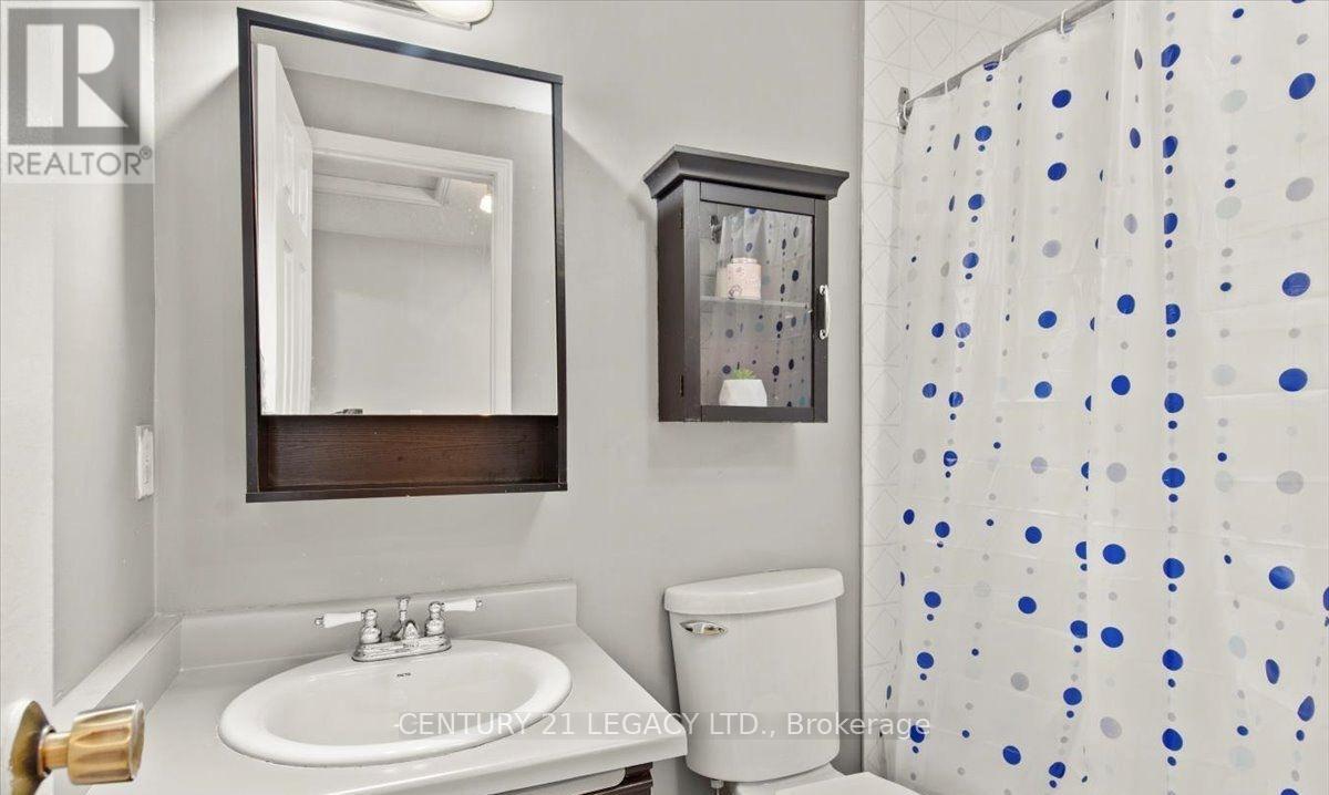 1544 Connery Crescent, Oshawa, Ontario  L1J 8G1 - Photo 11 - E12170754