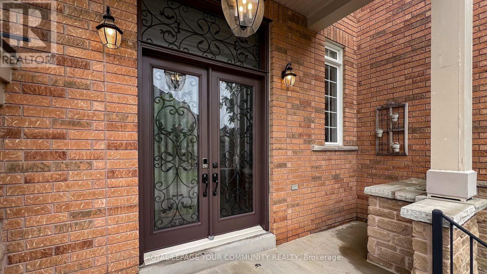 Property at 10 GANNETT DRIVE image 2