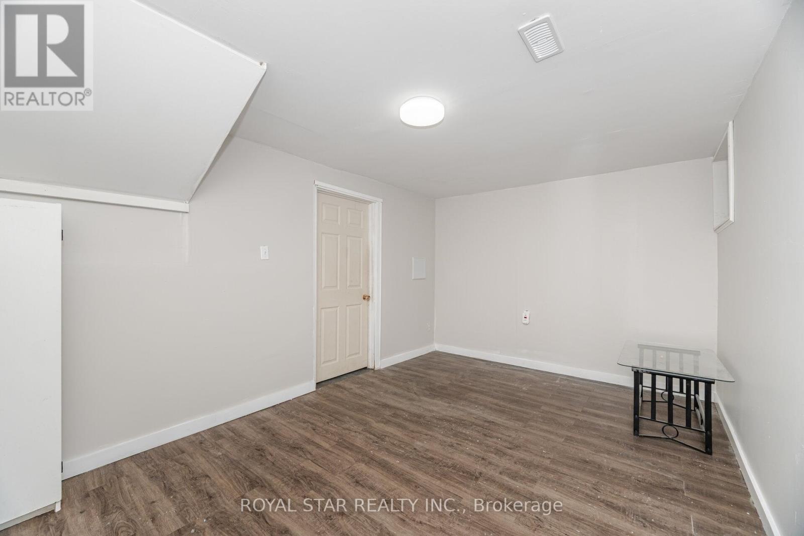 340 Dunsmore Lane, Barrie, Ontario  L4M 7B2 - Photo 30 - S12151216