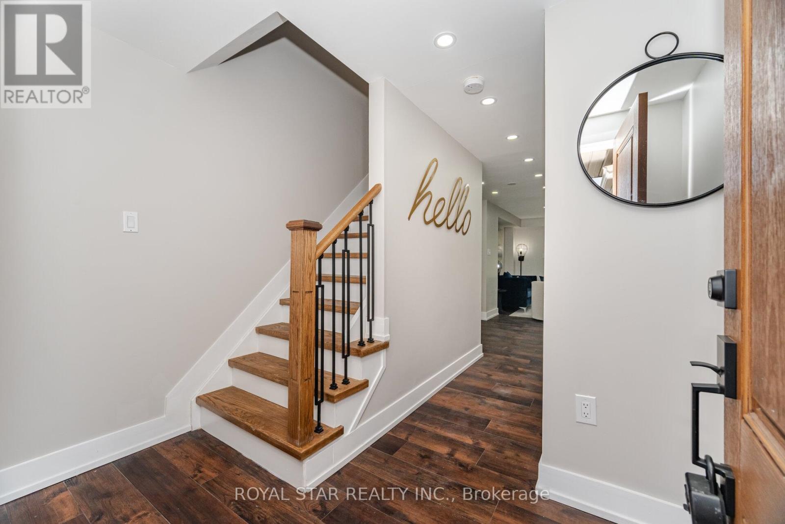 340 Dunsmore Lane, Barrie, Ontario  L4M 7B2 - Photo 7 - S12151216