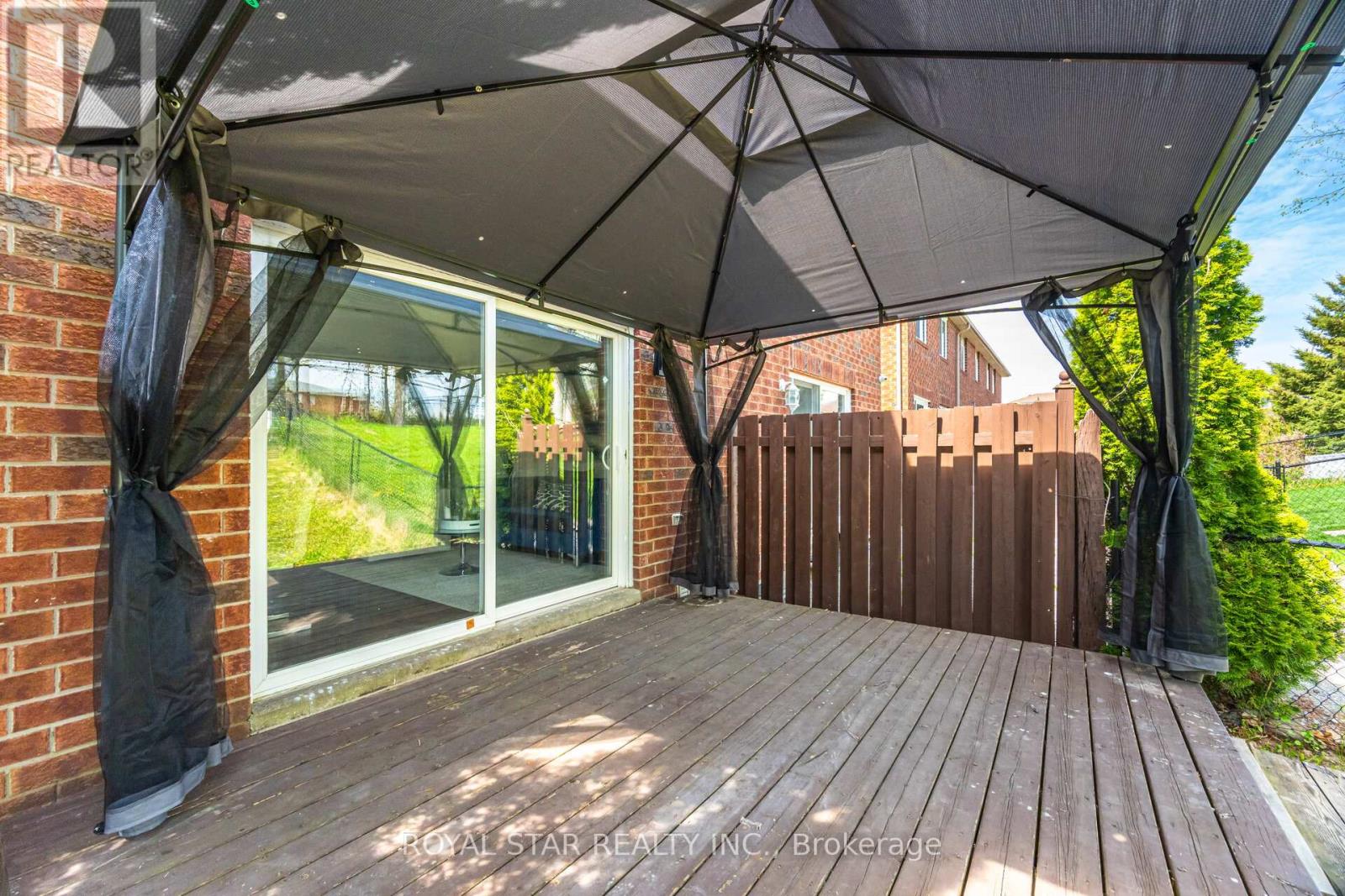 340 Dunsmore Lane, Barrie, Ontario  L4M 7B2 - Photo 33 - S12151216