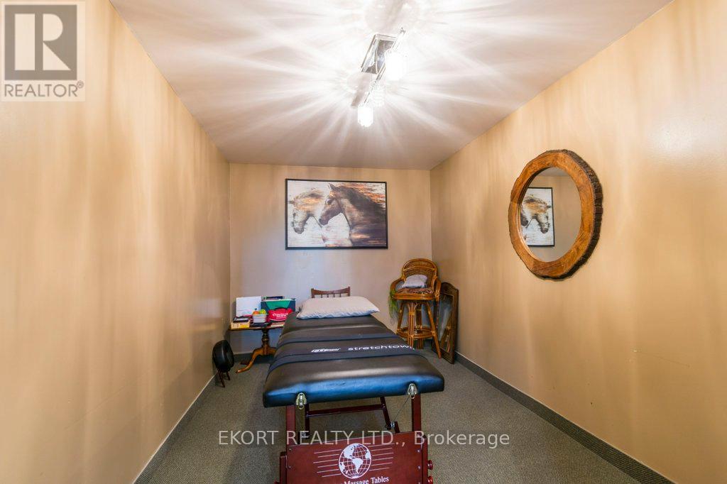 286 Front Street, Belleville, Ontario  K8N 2Z2 - Photo 12 - X12171525