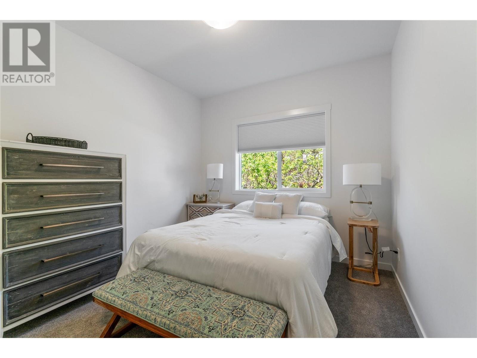 1240 52 Avenue, Salmon Arm, British Columbia  V1E 3M8 - Photo 19 - 10348701