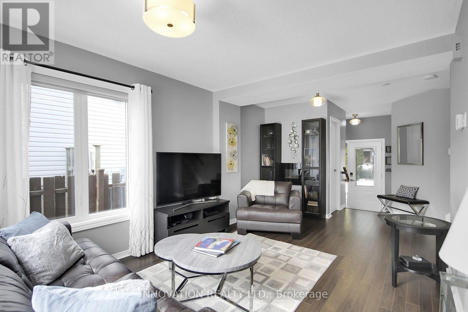 109 Blackdome Crescent, Ottawa, Ontario  K2T 1B1 - Photo 6 - X12171511