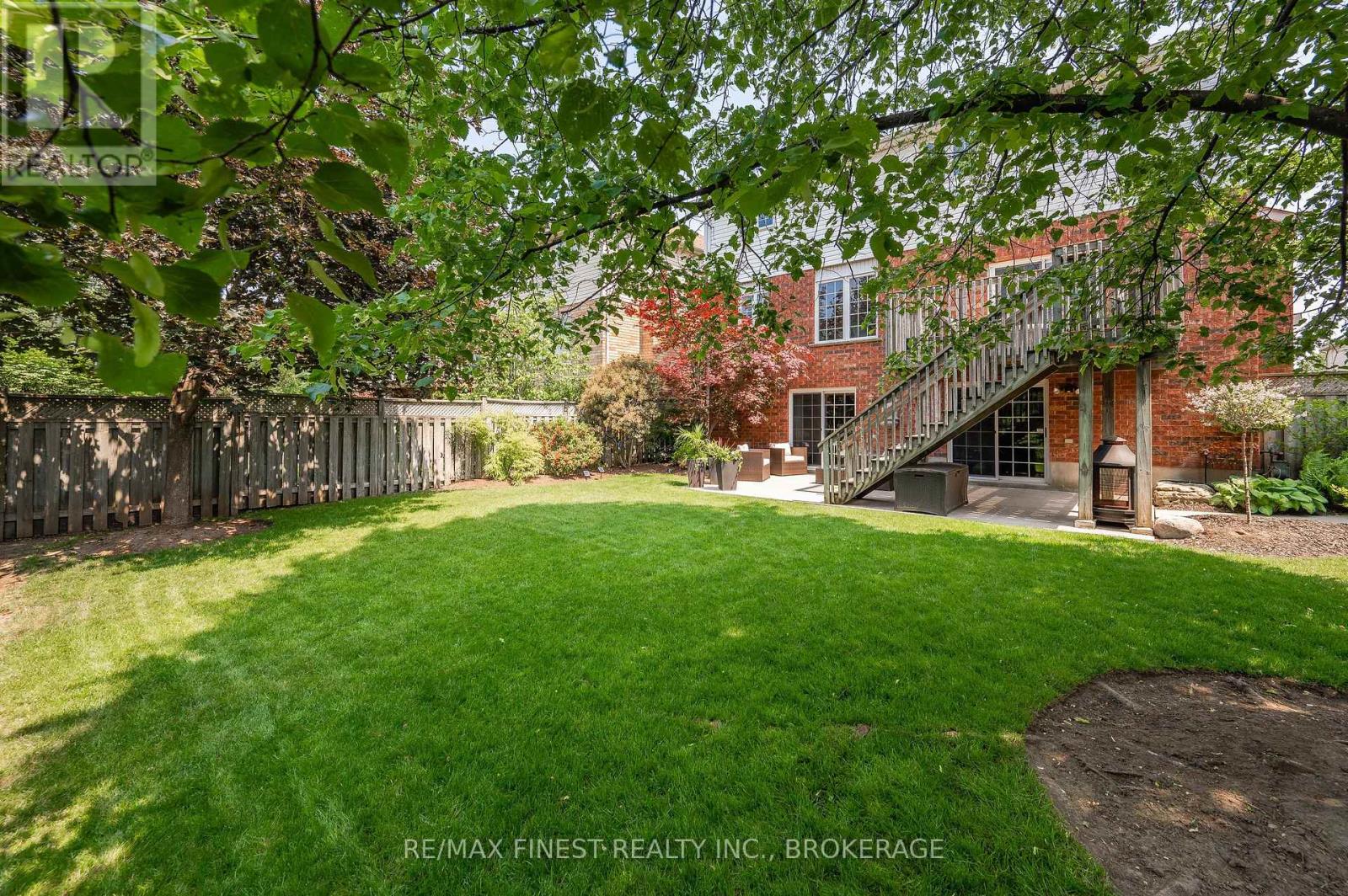 212 Summerfield Drive, Guelph, Ontario  N1L 1L3 - Photo 45 - X12162229