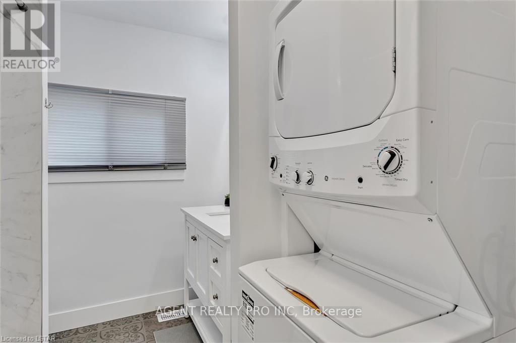 21 Oriole Road, Kawartha Lakes, Ontario  K0M 1N0 - Photo 19 - X12156401