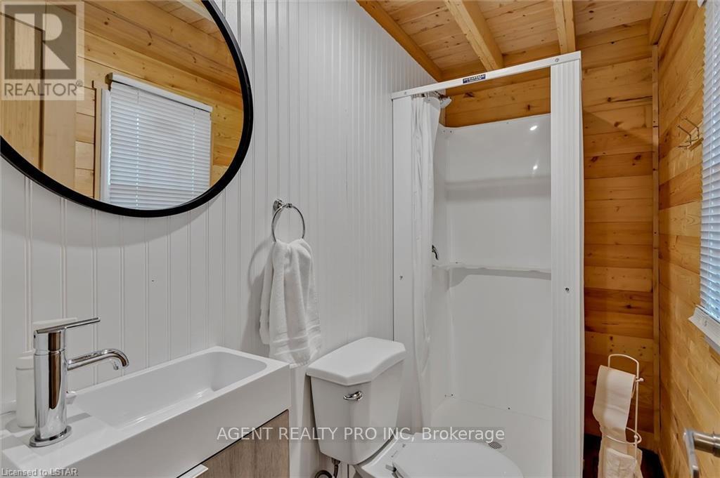 21 Oriole Road, Kawartha Lakes, Ontario  K0M 1N0 - Photo 39 - X12156401