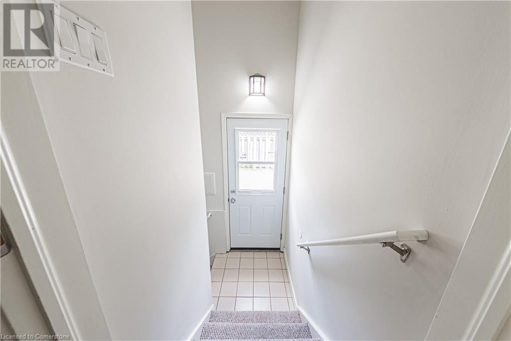 245 West 16th Street, Hamilton, Ontario  L9C 4C7 - Photo 15 - 40730702
