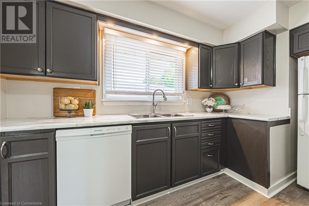245 West 16th Street, Hamilton, Ontario  L9C 4C7 - Photo 8 - 40730702
