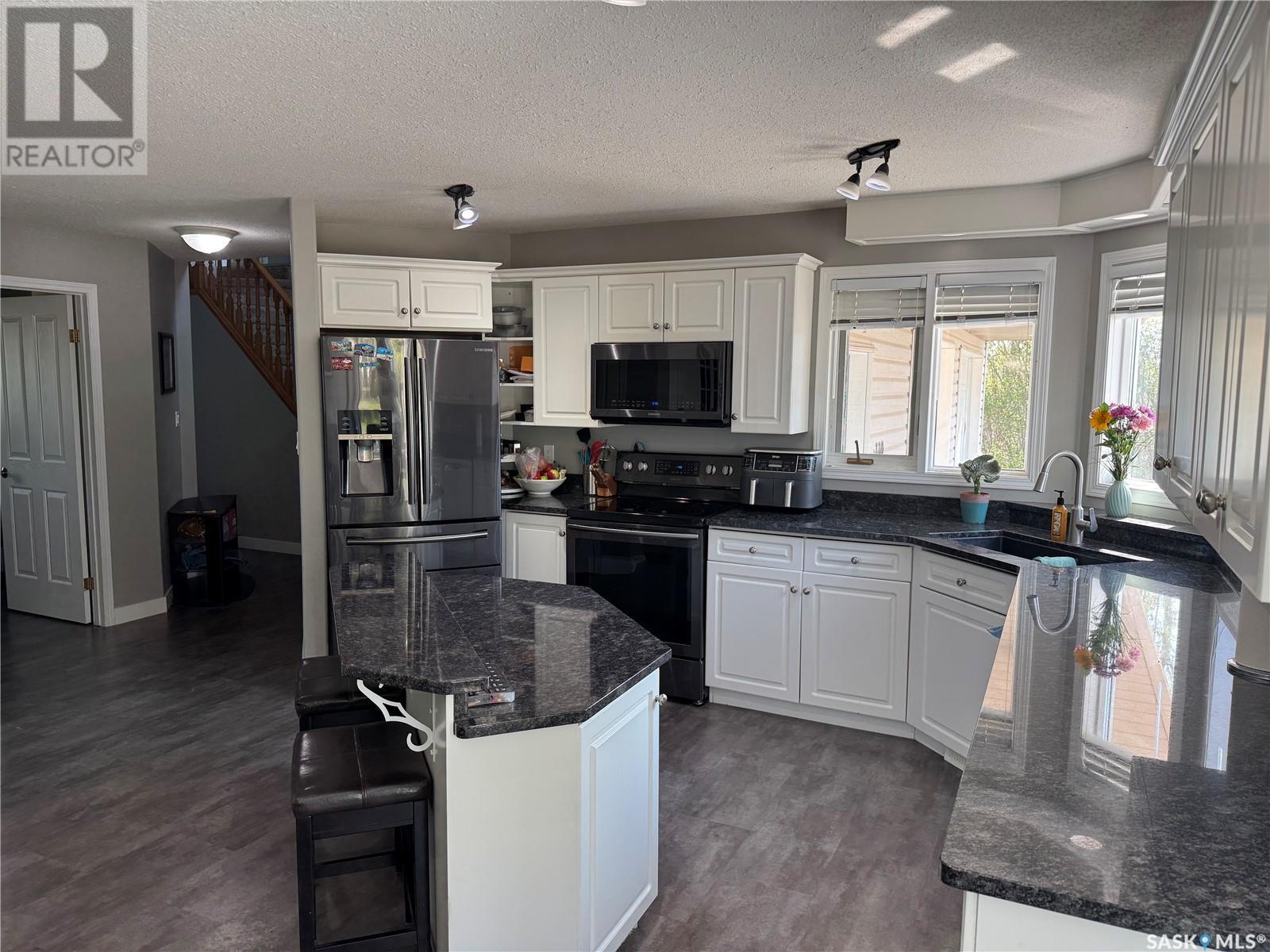 330 3rd Street E, Annaheim, Saskatchewan  S0K 0G0 - Photo 6 - SK005916