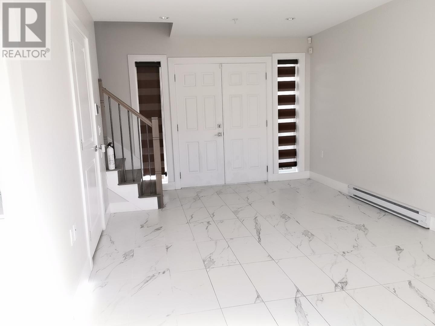 208x E 37th Avenue, Vancouver, British Columbia  V5P 1G3 - Photo 1 - R3006750