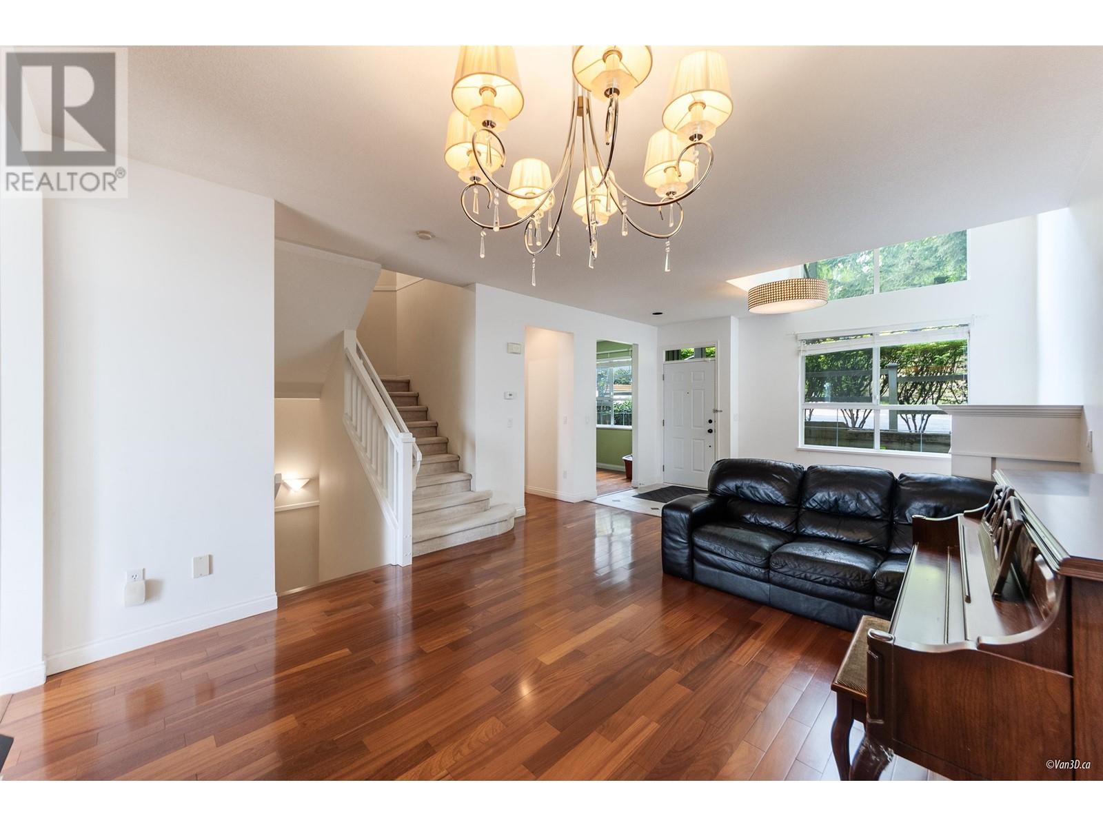 522 1485 Parkway Boulevard, Coquitlam, British Columbia  V3E 3E6 - Photo 9 - R3002166
