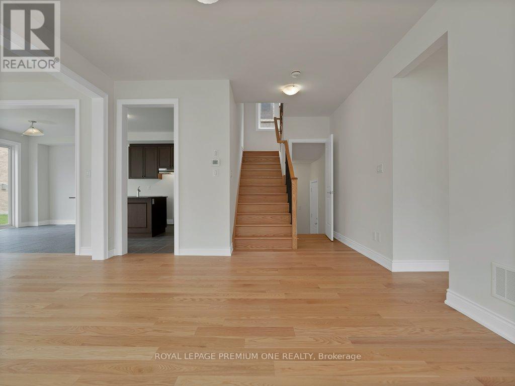 9 Anne Mckee Street, Caledon (Caledon East), Ontario  L7C 4M8 - Photo 16 - W12171520