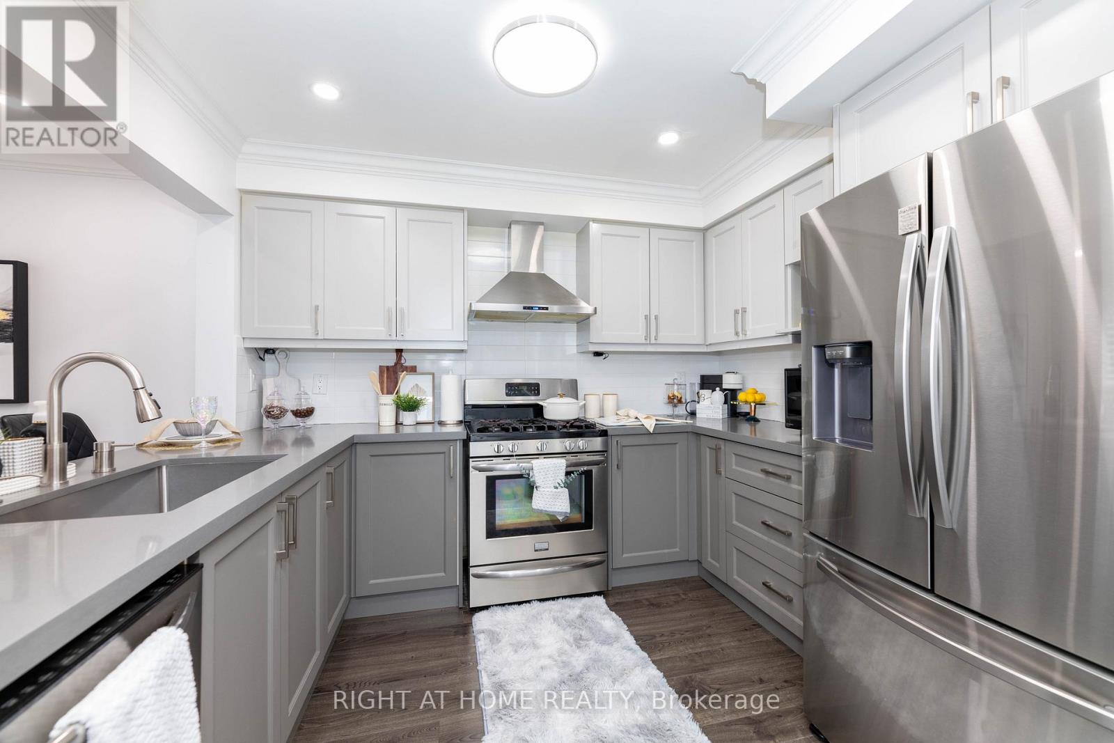 42 Tiller Trail, Brampton, Ontario  L6X 4S6 - Photo 12 - W12171527