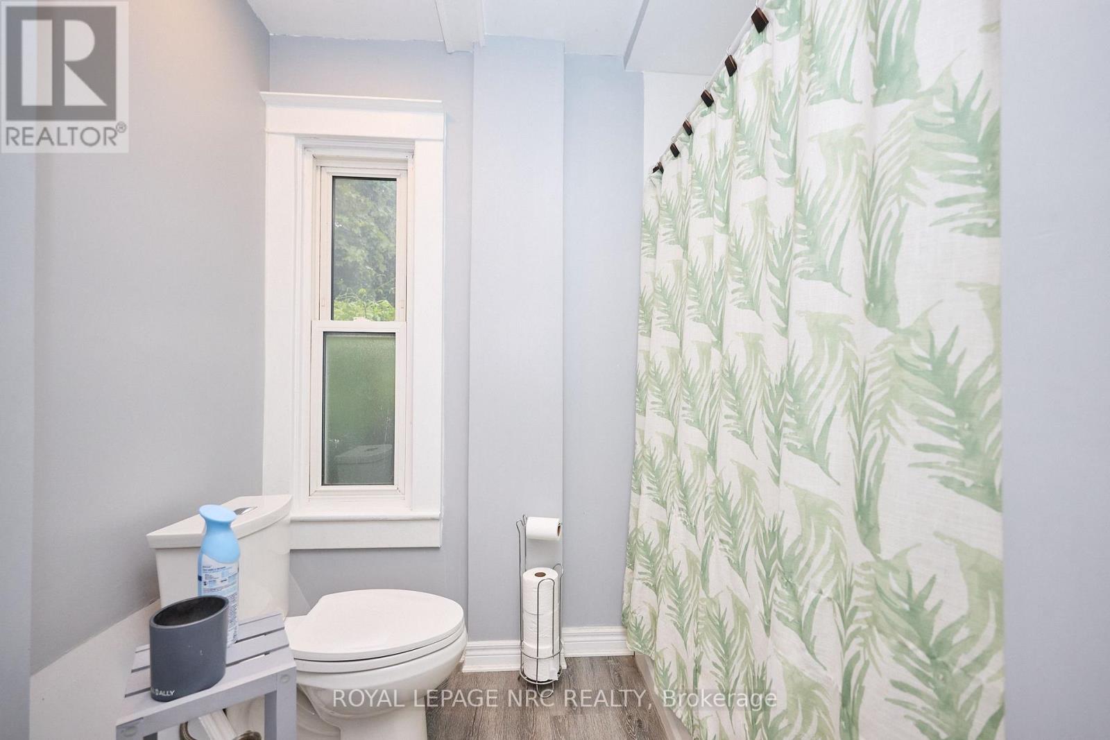 71 Dufferin Street, St. Catharines, Ontario  L2R 1Z9 - Photo 9 - X12171565