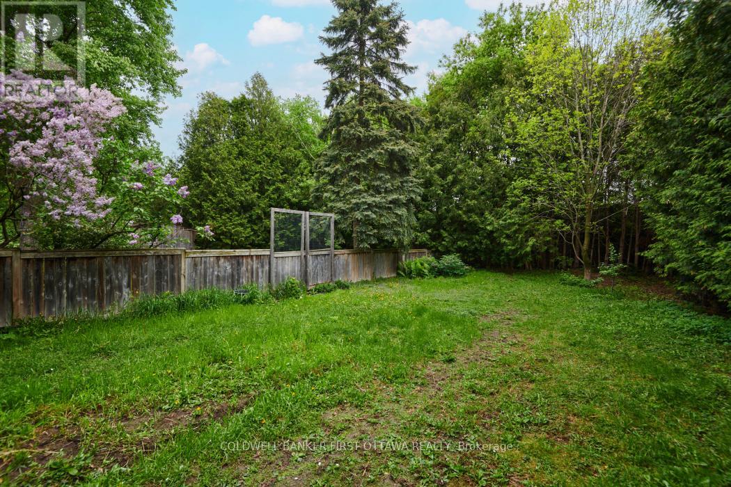 109 Penfield Drive, Ottawa, Ontario  K2K 1L9 - Photo 36 - X12171543