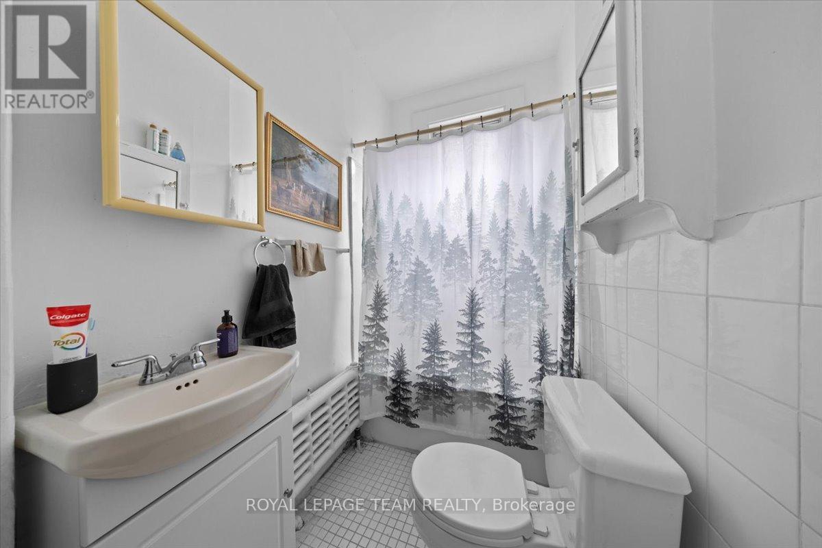 479 Cooper Street, Ottawa, Ontario  K1R 5H8 - Photo 15 - X12171566