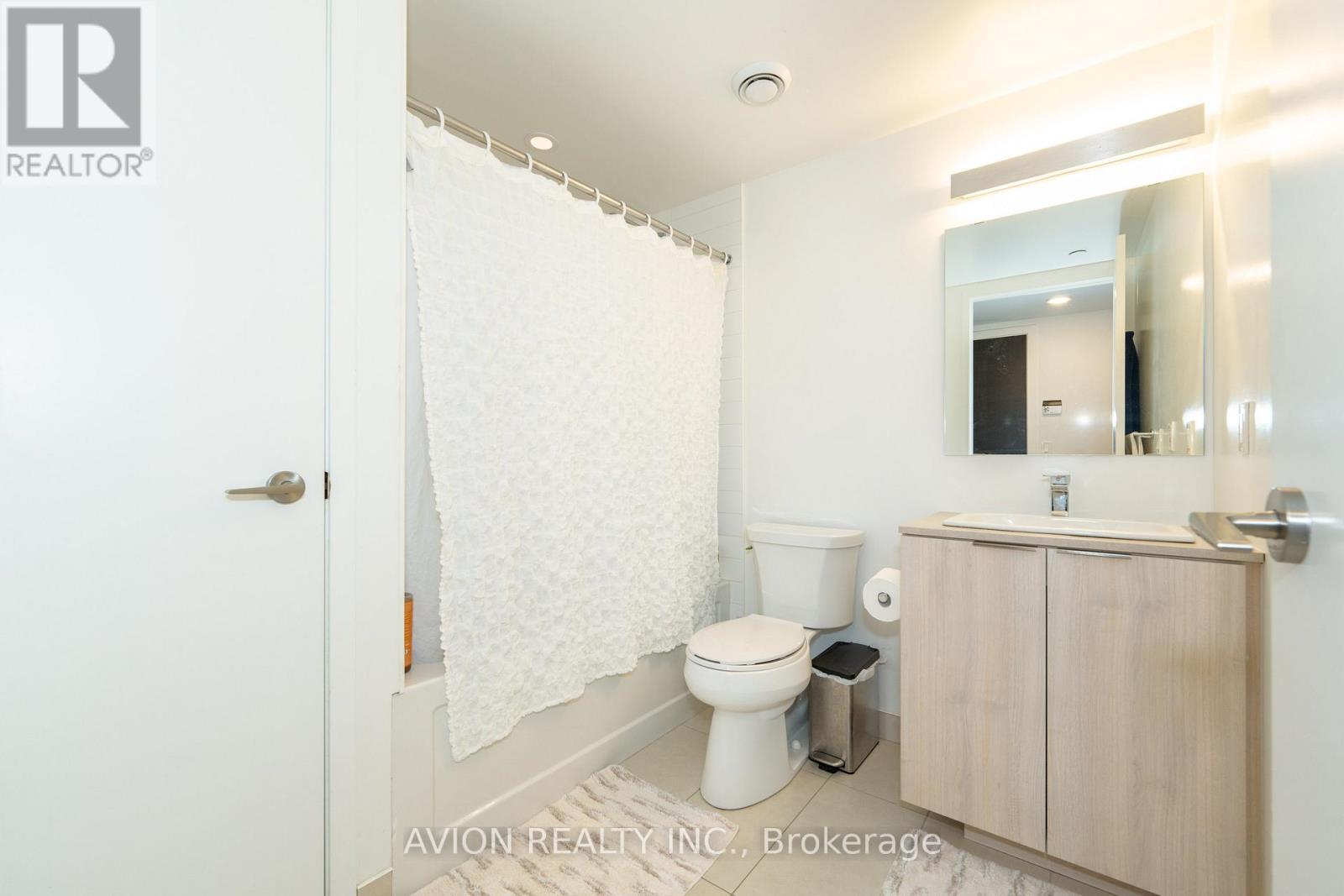 1112 - 501 Yonge Street, Toronto, Ontario  M4Y 0G8 - Photo 13 - C12171541