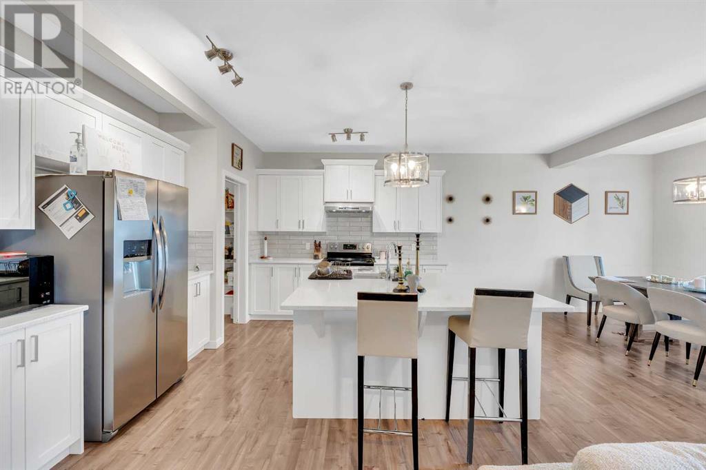 165 Kingsbury Close Se, Airdrie, Alberta  T4A 0R4 - Photo 6 - A2205081