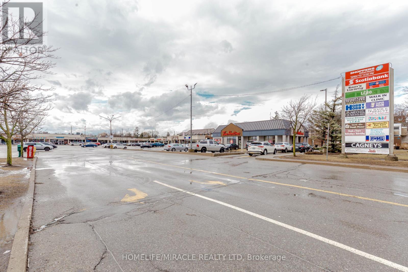 Property at 23 - 128 QUEEN STREET S image 1
