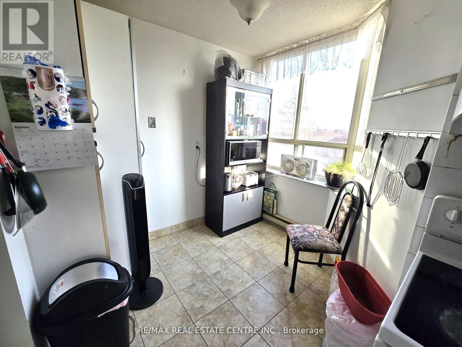 303 - 30 Malta Avenue, Brampton, Ontario  L6Y 4S5 - Photo 14 - W12171572