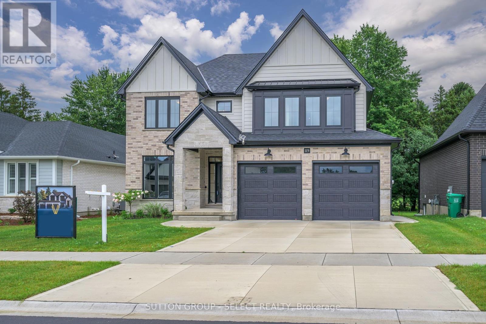 119 Optimist Drive, Southwold (Talbotville), Ontario  N5P 3T2 - Photo 2 - X12171596