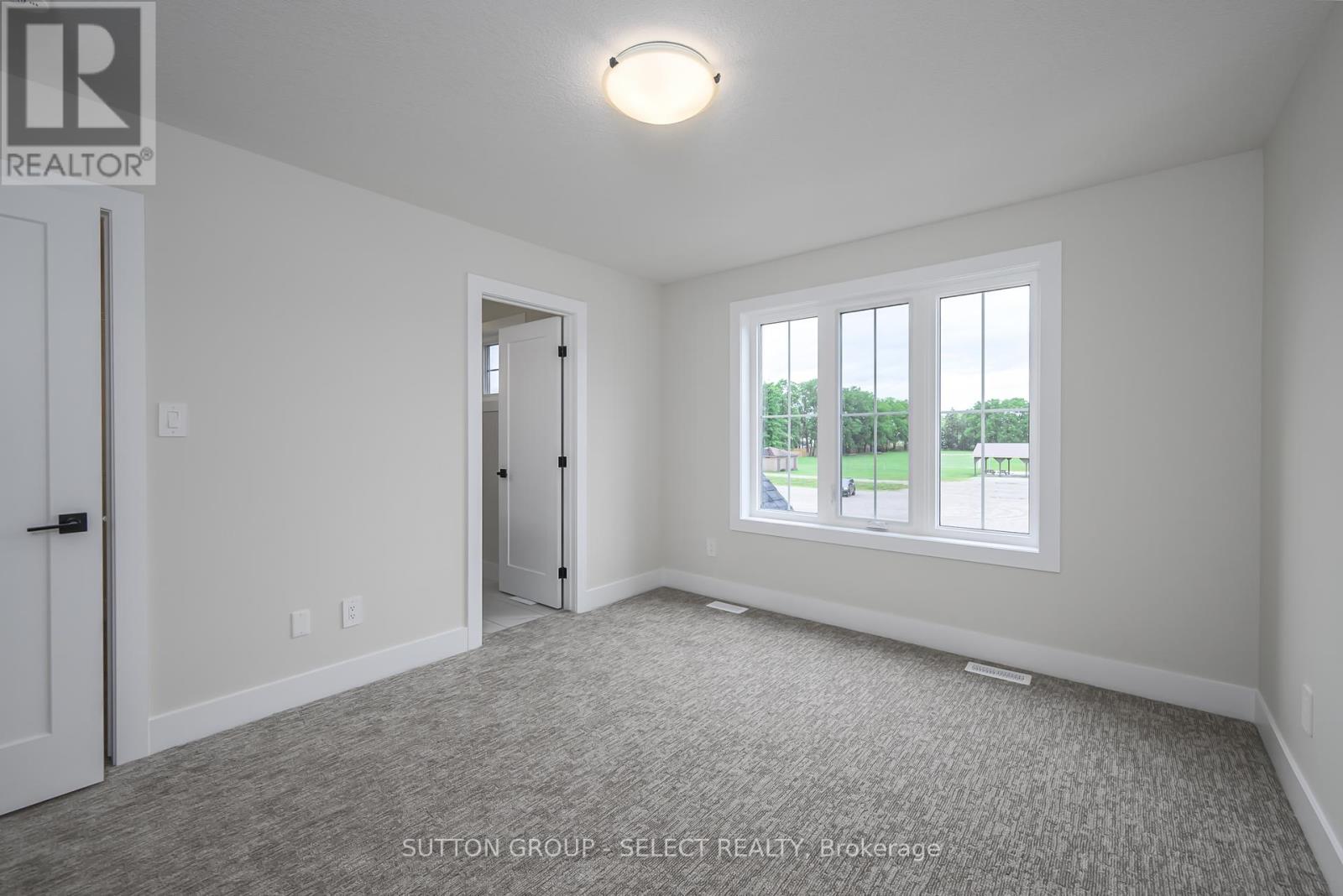 119 Optimist Drive, Southwold (Talbotville), Ontario  N5P 3T2 - Photo 27 - X12171596