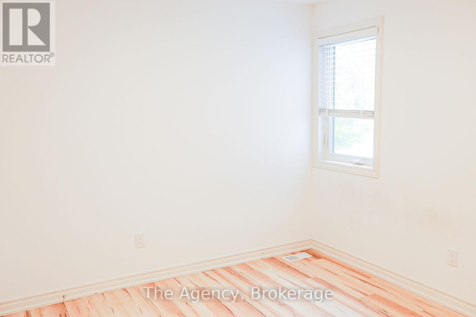 643 Clare Avenue, Welland (N. Welland), Ontario  L3C 7L6 - Photo 12 - X12171576