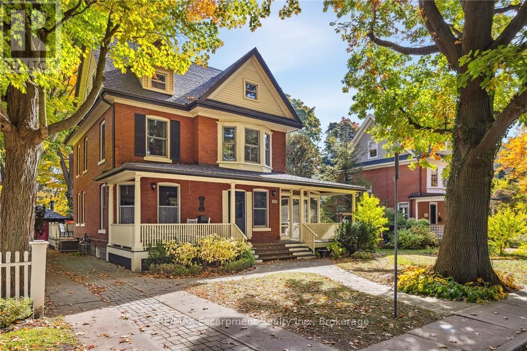 Property at 302 WILLIAM STREET image 1