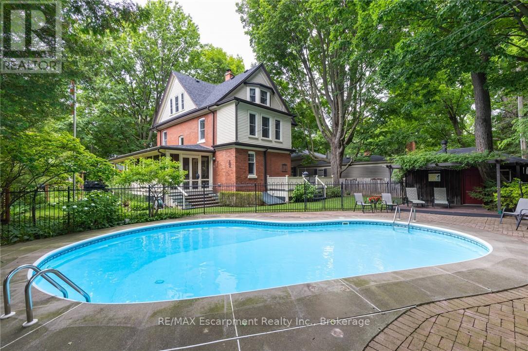 Property at 302 WILLIAM STREET image 2