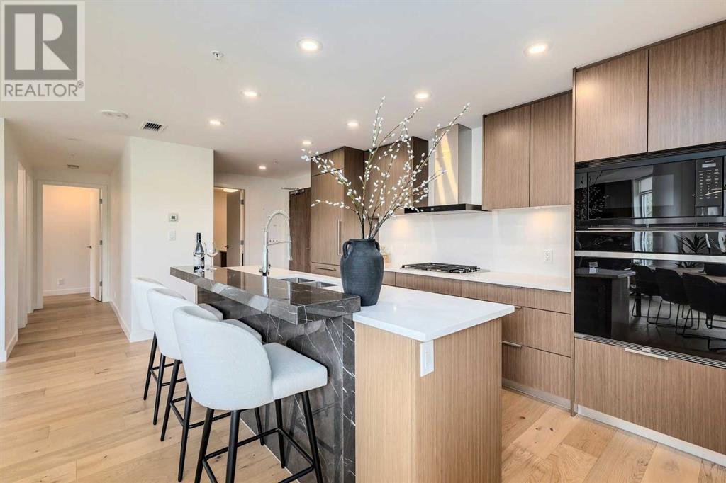 Property at 202, 128 Waterfront Court SW image 5