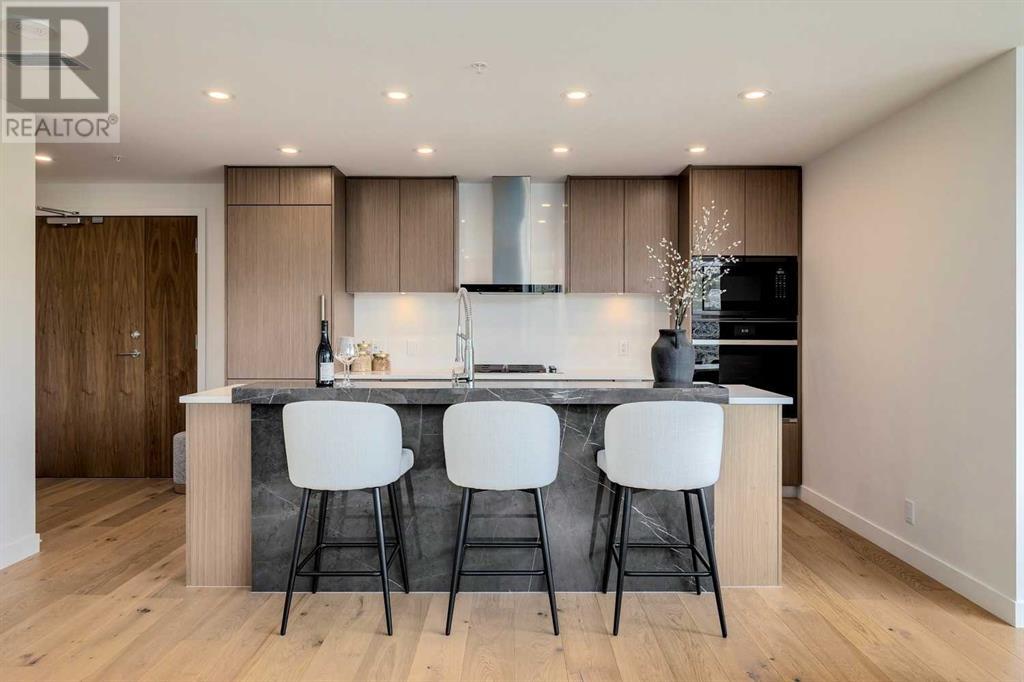 Property at 202, 128 Waterfront Court SW image 3