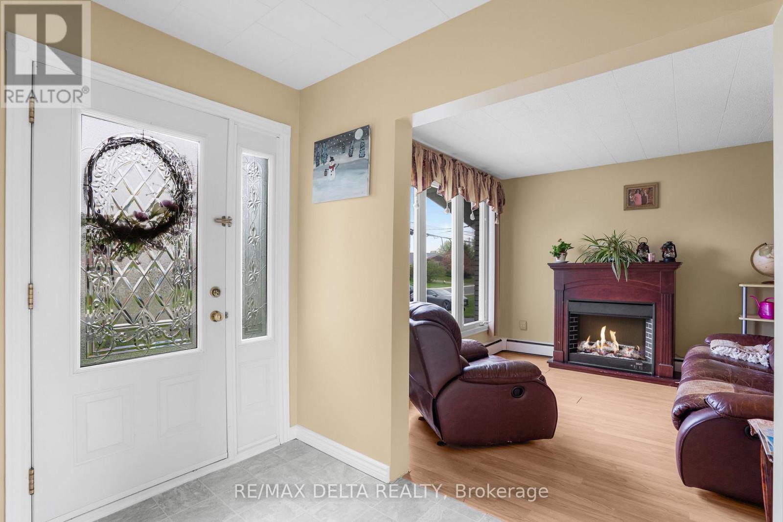 4 Sabourin Street, The Nation, Ontario  K0C 2B0 - Photo 4 - X12171588