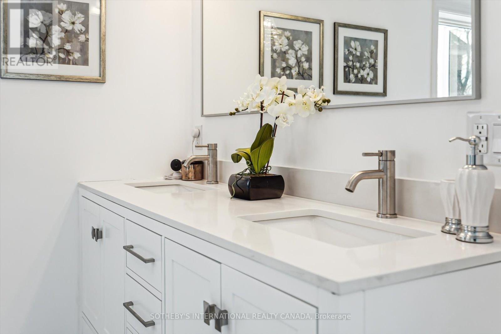 290 Bathurst Street, Toronto, Ontario  M5T 2S3 - Photo 25 - C12171582
