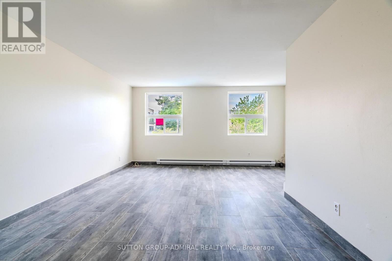 Unit B - 272 Jane Street, Toronto (Lambton Baby Point), Ontario  M6S 3Z2 - Photo 5 - W12144532