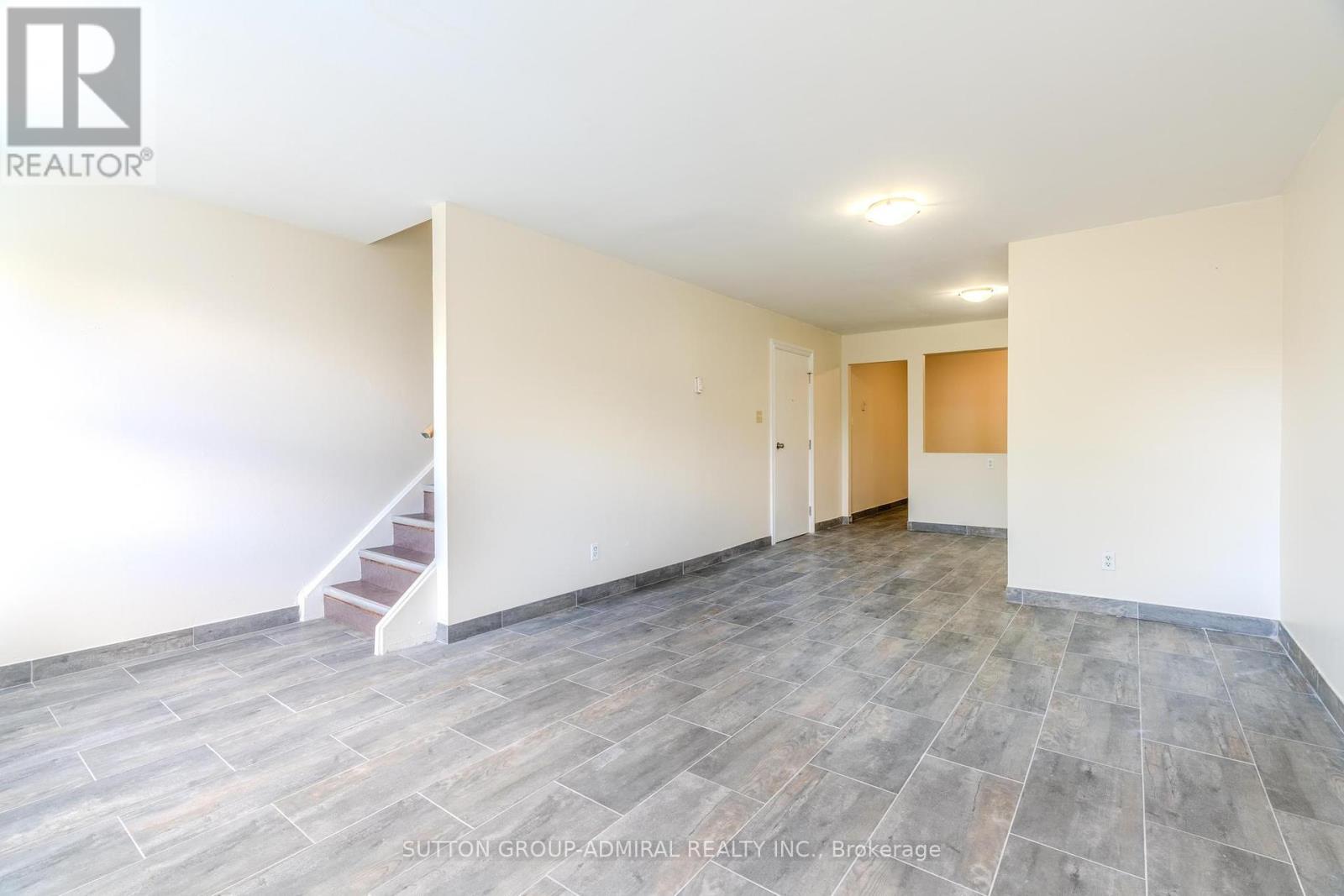 Unit B - 272 Jane Street, Toronto, Ontario  M6S 3Z2 - Photo 6 - W12144532