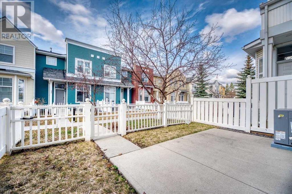 242 Mckenzie Towne Link Se, Calgary, Alberta  T2Z 4G3 - Photo 2 - A2212965