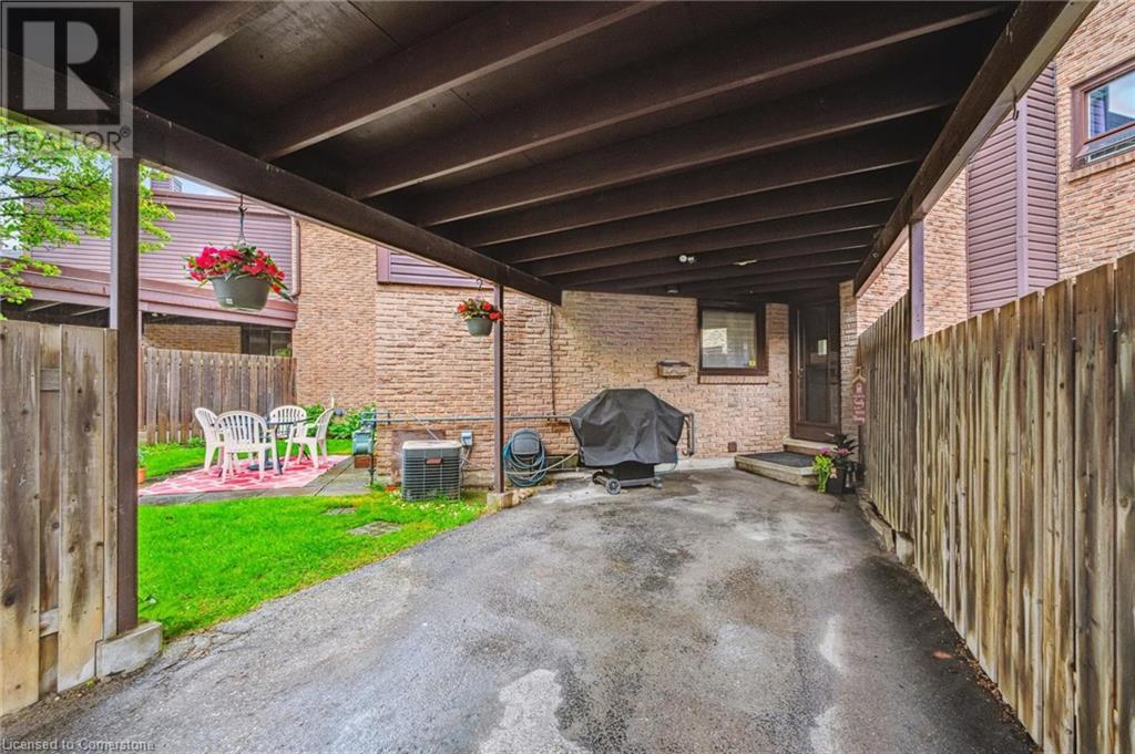 28 Underhill Crescent Unit# 22, Kitchener, Ontario  N2A 2S8 - Photo 8 - 40733310