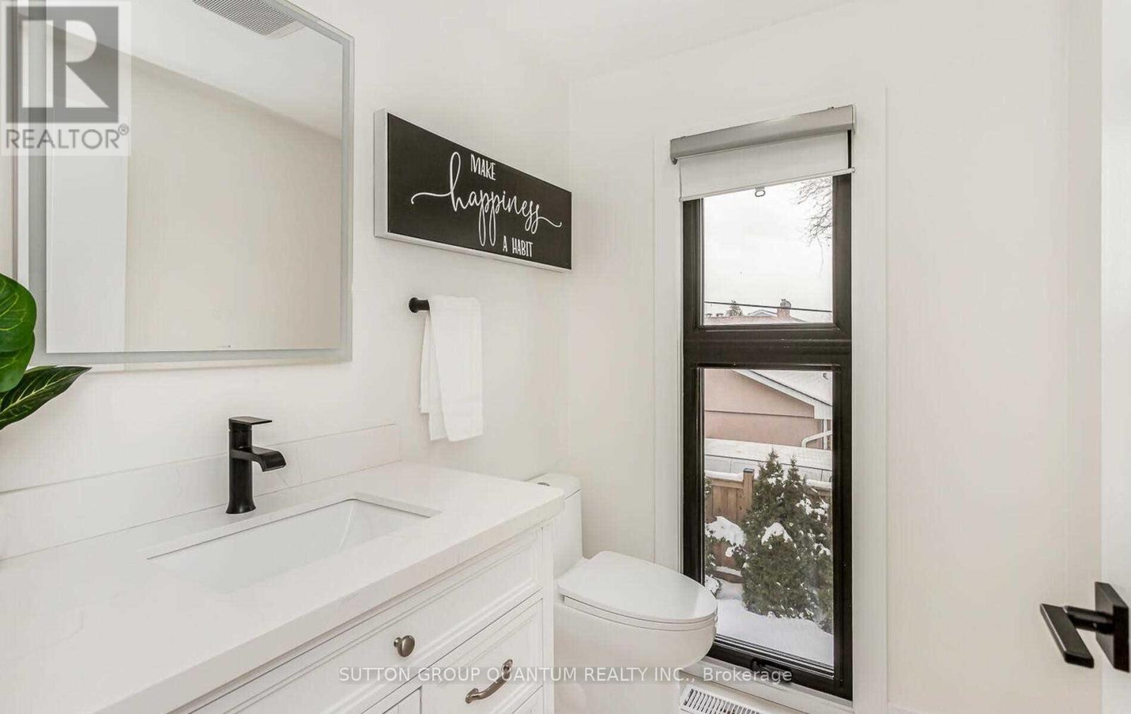 1222 Montclair Drive, Oakville, Ontario  L6H 1Z4 - Photo 18 - W12171575