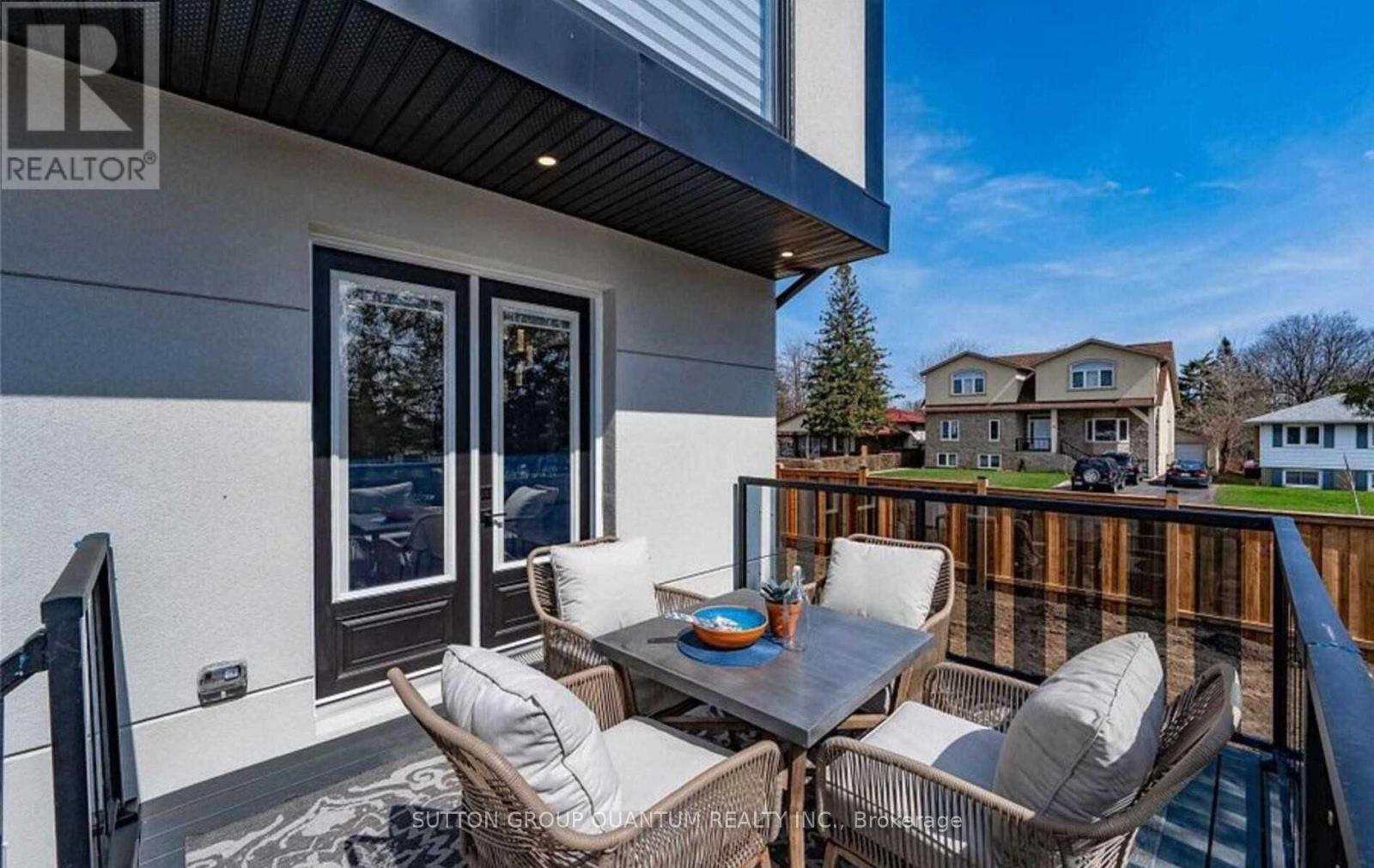 1222 Montclair Drive, Oakville, Ontario  L6H 1Z4 - Photo 34 - W12171575
