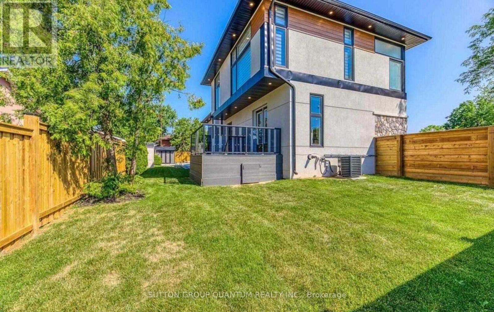 1222 Montclair Drive, Oakville, Ontario  L6H 1Z4 - Photo 39 - W12171575