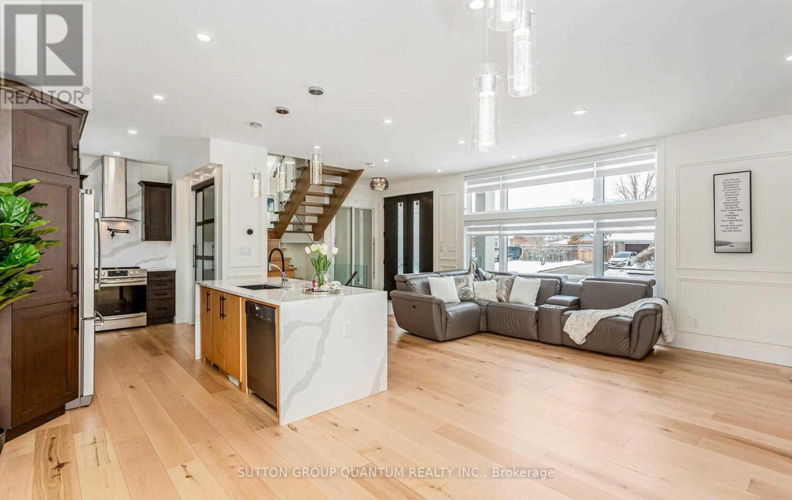1222 Montclair Drive, Oakville, Ontario  L6H 1Z4 - Photo 7 - W12171575