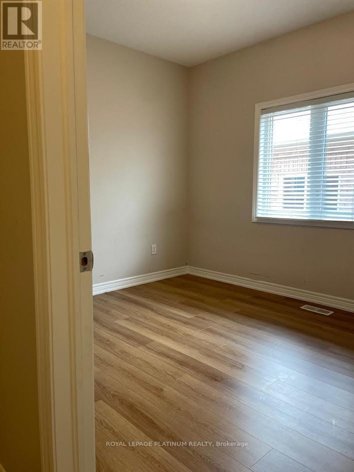 13 Vezna Crescent, Brampton, Ontario  L6X 5K4 - Photo 12 - W12171577