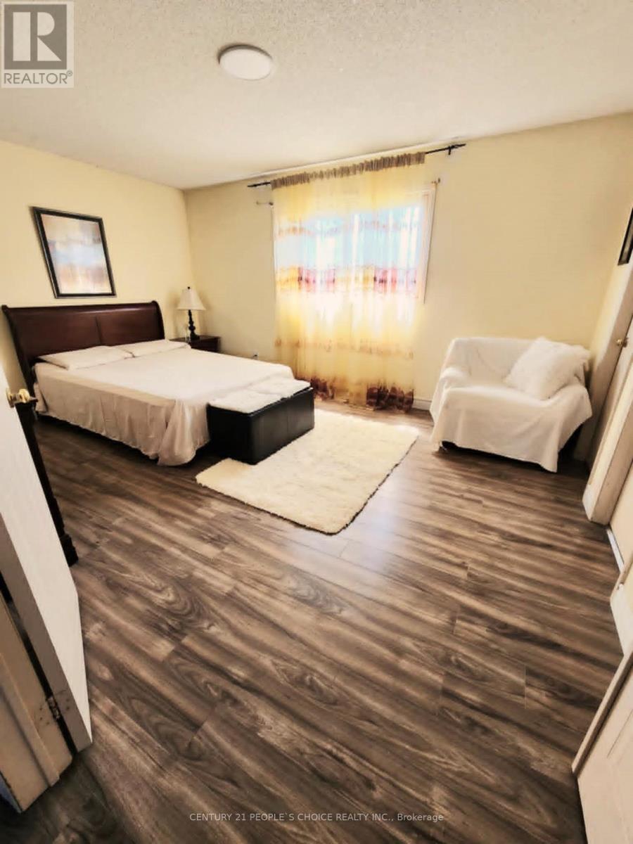 9 Ravenswood Drive, Brampton, Ontario  L6Y 3Y5 - Photo 14 - W12170710