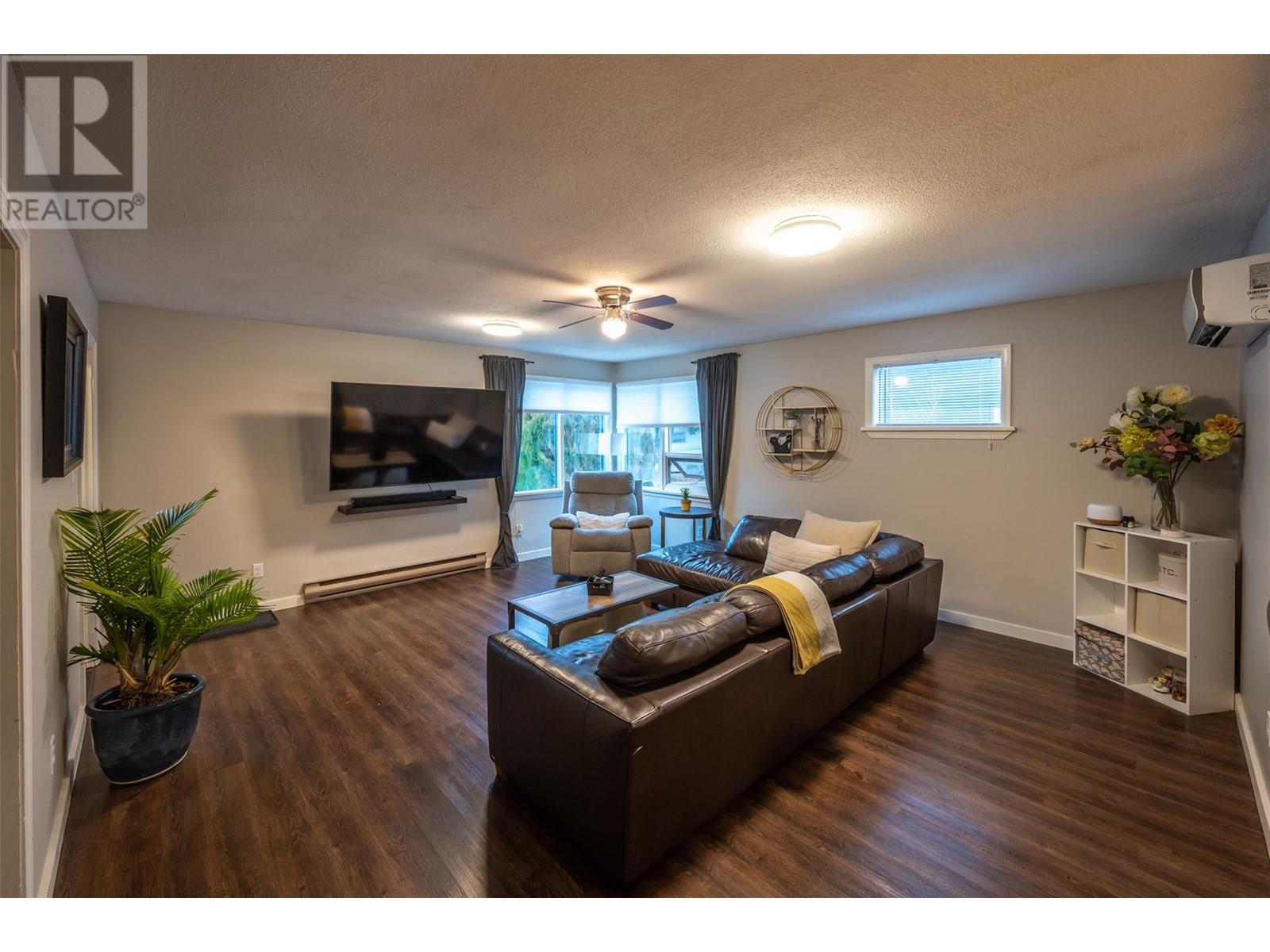 1070 Forestbrook Drive, Penticton, BC V2A2G3