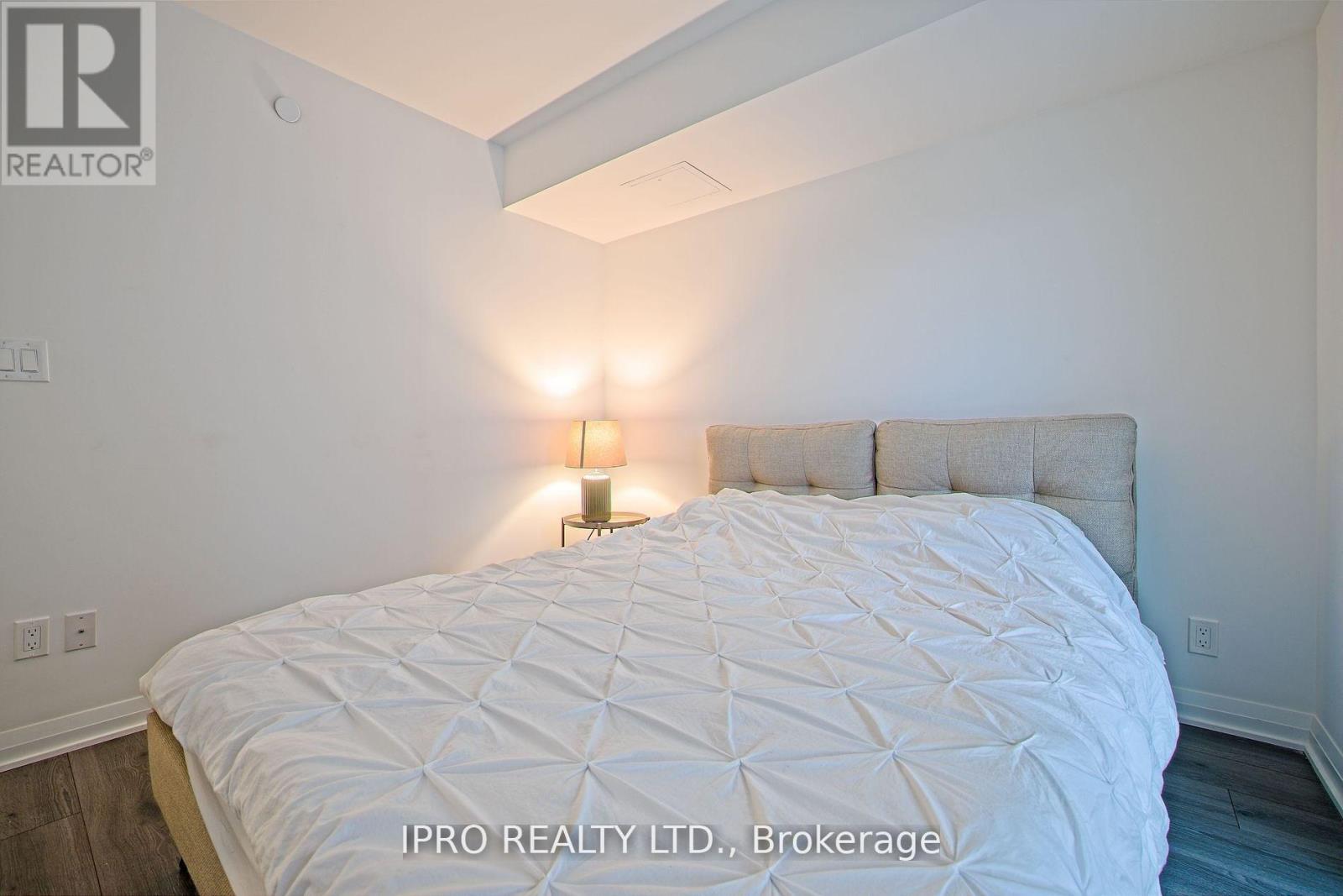 409 - 99 Foxbar Road, Toronto, Ontario  M4V 0B2 - Photo 35 - C12171623