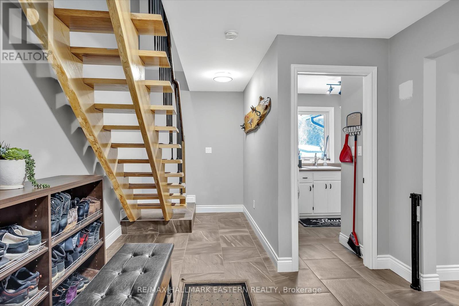 487 Fairbairn Road, Kawartha Lakes, Ontario  K0M 1A0 - Photo 21 - X12095776