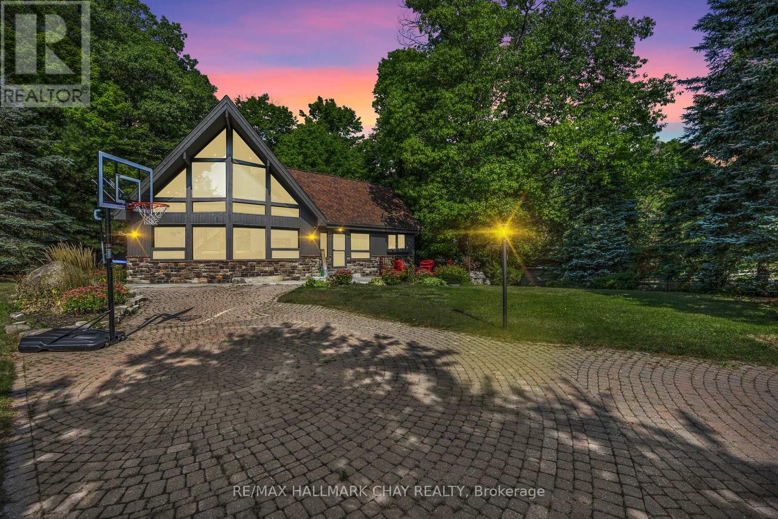 37 Pine Ridge Trail, Oro-Medonte, Ontario  L4M 4Y8 - Photo 2 - S12014037